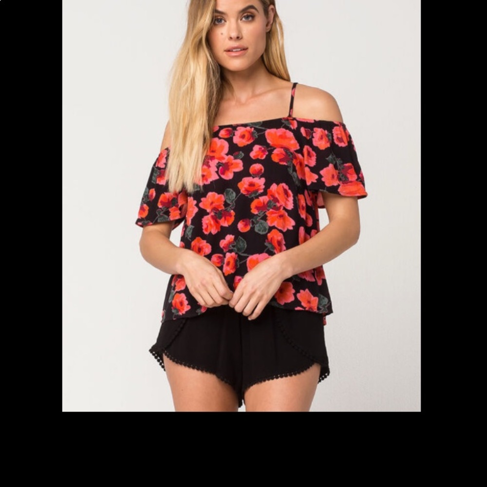Billabong summer nights floral cold shoulder top